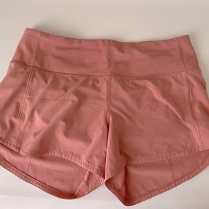 Speed Up Mid-Rise Short 4” (Lululemon)